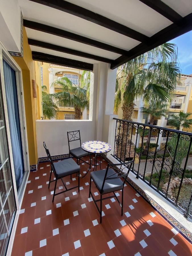 Apartamento Tranquilo, Aldea Del Mar Torrevieja Kültér fotó